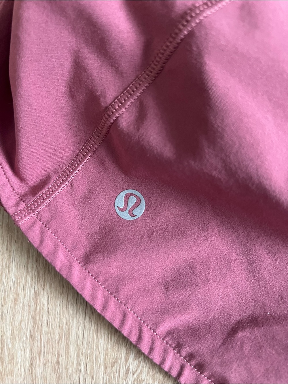 lululemon Women’s rusty rose 3” play off the pleats Running Shorts size 4